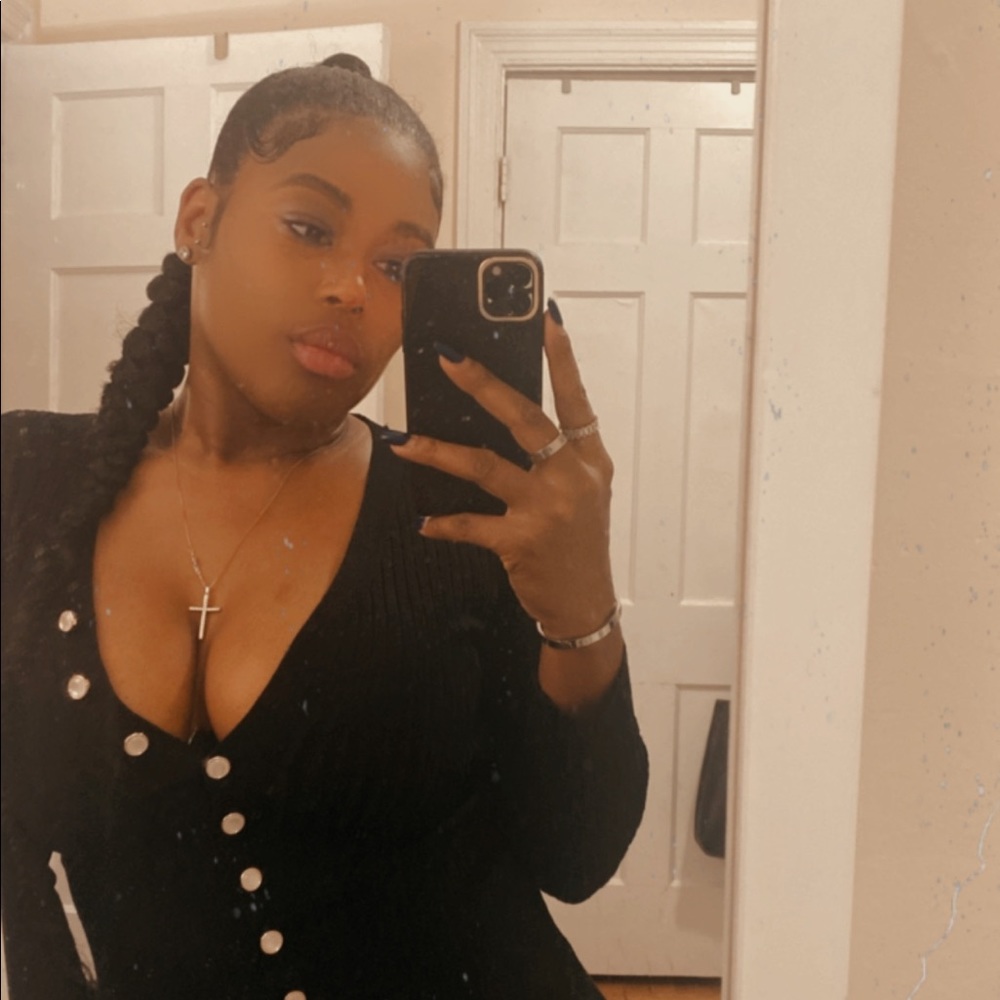 Meet your Posher, Brittany